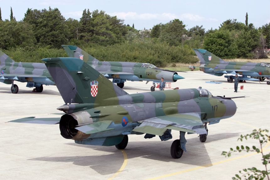Громкий скандал: Укрспецэкспортом «распилил» хорватские МиГ-21