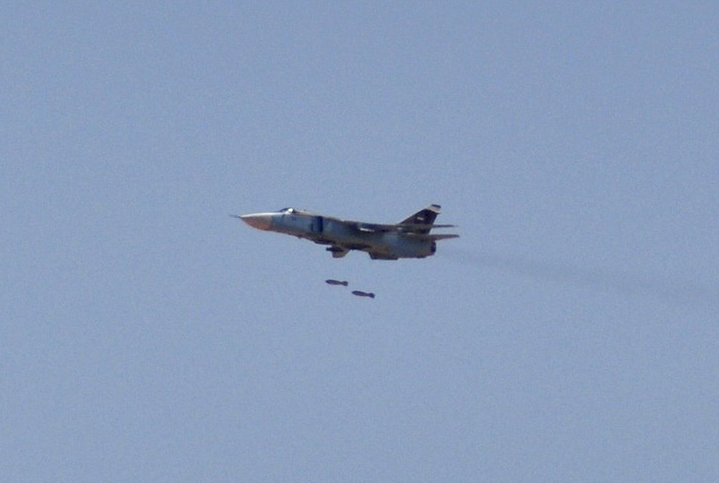 ВВС Сирии на Су-24 испепелили террористов ИГ в трёх провинциях