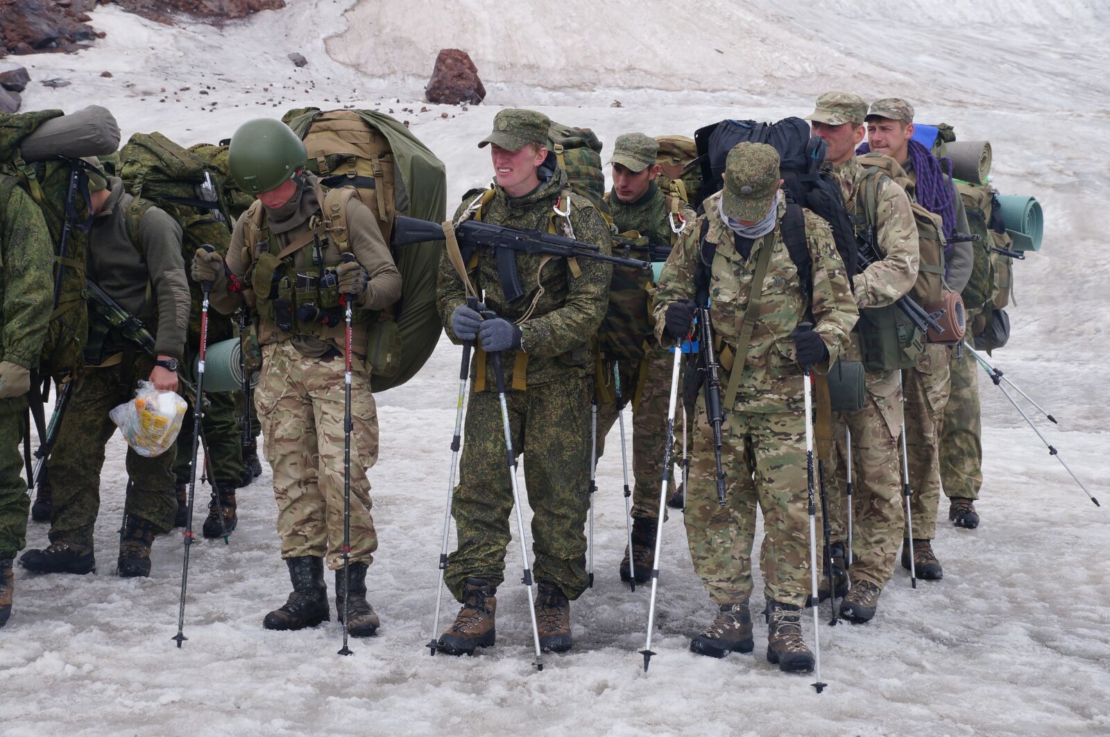 Армия России начала битву за Кавказ, на Эльбрусе будет жарко