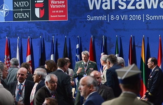 Варшавский саммит: НАТО и хочется, и колется