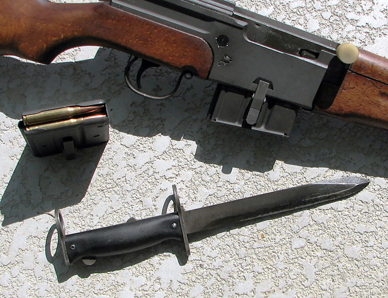 Штык-нож к самозарядной винтовке MAS 1949/56