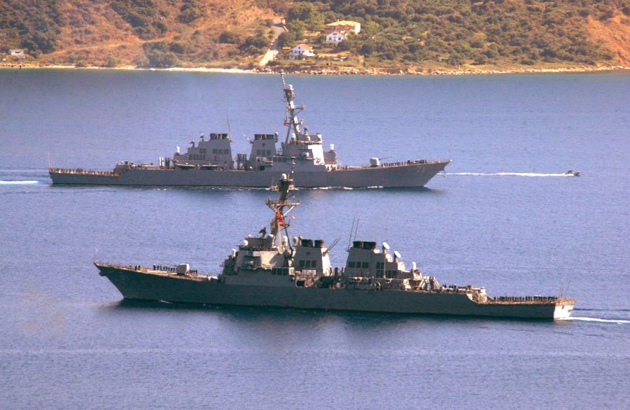 Генерала ВМС США с 700 моряками едва не потопили иранские корабли Генерала ВМС США с 700 моряками едва не потопили иранские корабли
