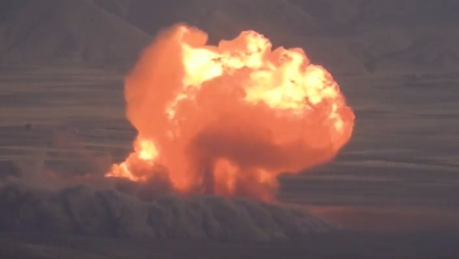 Террористы ИГ уничтожили американскую самоходку MLRS американской ракетой