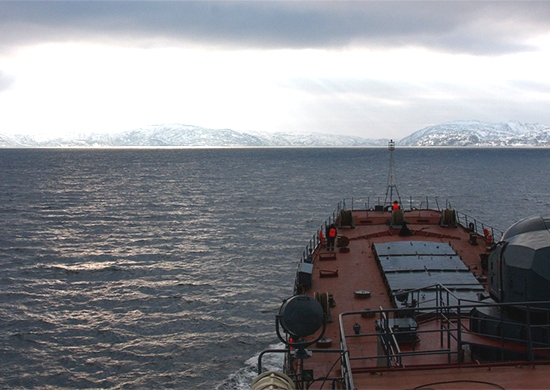 Теплоход «Пионер» достиг цели в  Арктике