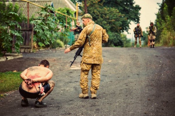 Украинские солдаты жестоко насиловали пленных гражданских из Донбасса