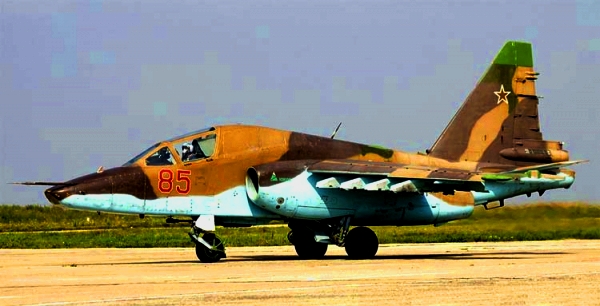Авиационная «бомба»: убийственный Су-25Т стирает танки в порошок