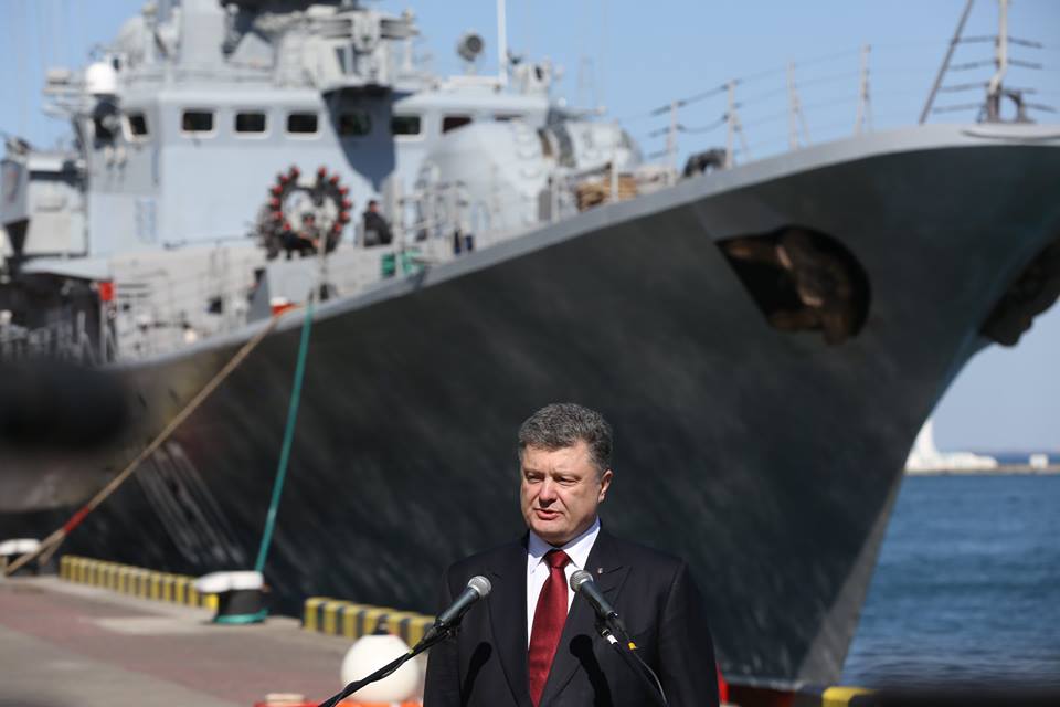 Порошенко на "Летучем голландце": каким станет украинский флот после реформы