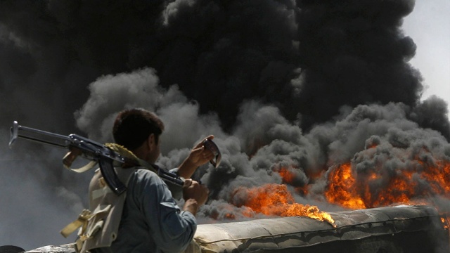 Боевики ДАИШ разгромили иракские нефтяные скважины