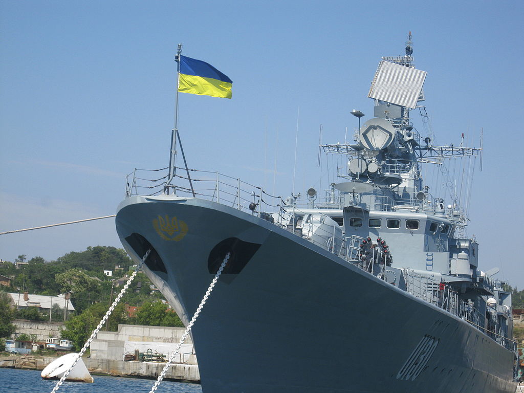 День ржавого корыта: Украина отмечает праздник ВМС со старыми кораблями