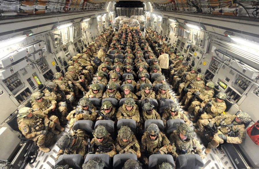 «Уйти по-американски»: военных США возвращают в Афганистан