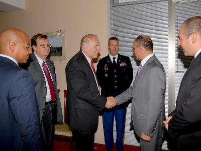 Конгрессмен США побывал в Министерстве обороны Армении