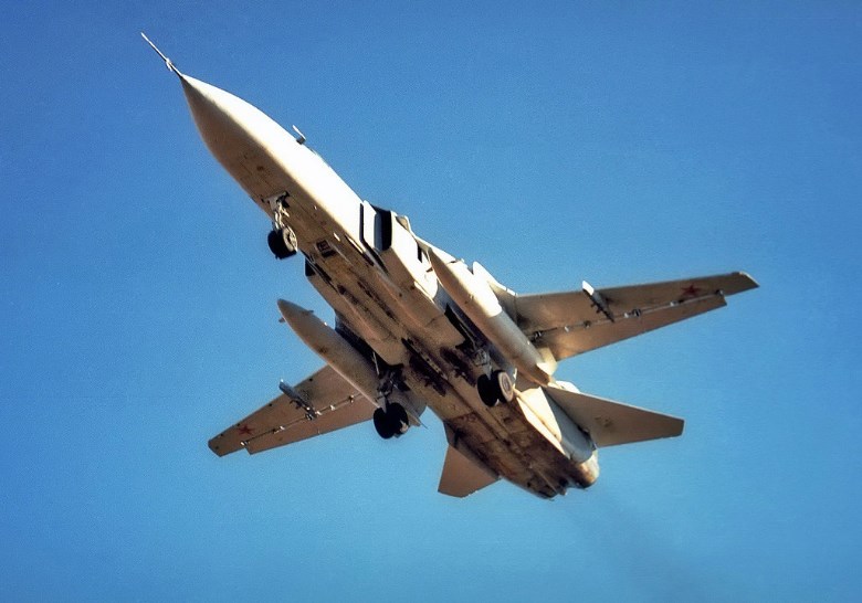 Подаренные Дамаску бомбардировщики Су-24М2 остановили прорыв боевиков