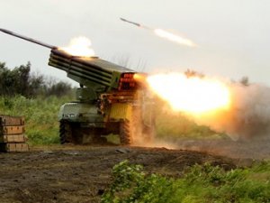 Донбасс в огне: ВСУ снова подключило к «делу» «Град»