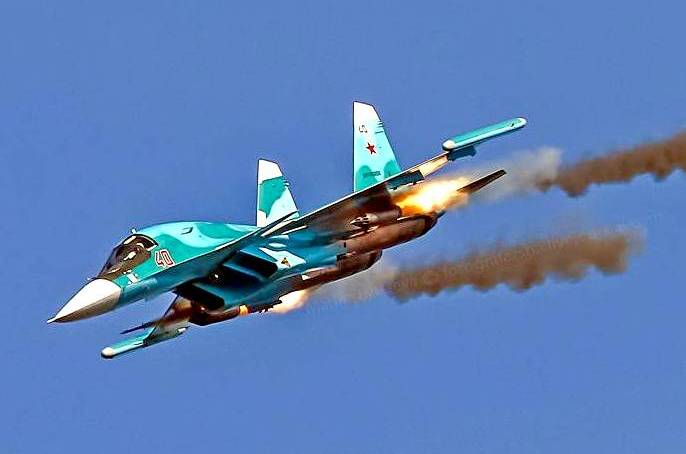 Су-34 ВКС РФ устроили «свободную охоту» в Алеппо: убито 80 боевиков