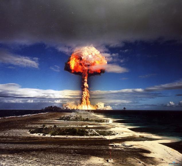 Страшилки от Госдепа: в США решили по-новому взяться за ядерную бомбу