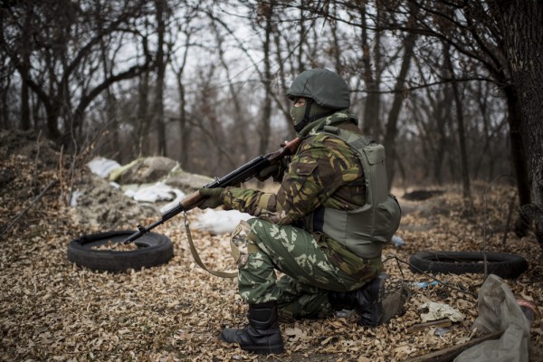 Военный Донбасс за сутки: Силовики ВСУ забирают в рабство жителей региона