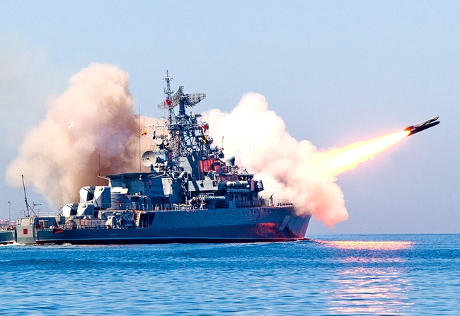ВМФ России: Никому не угрожаем, но можем дать по морде