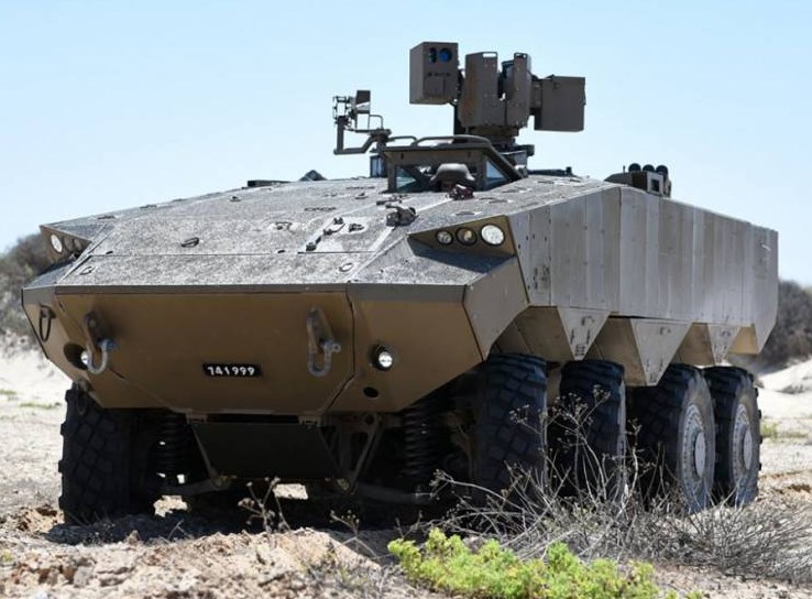Израиль представил новый бронетранспортер «Эйтан»