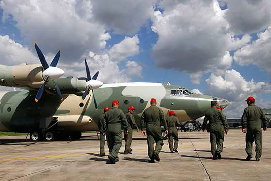 ВВС Мьянмы получили два самолёта Y-8F-200W из Китая