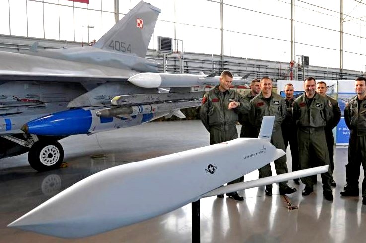 Высокоточные JASSM на вооружении польских F-16C: оценка степени угрозы