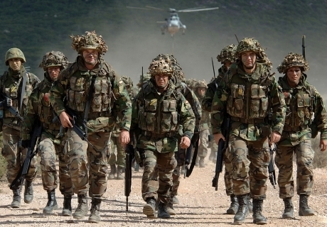 Крах армии: Великобритании не хватает солдат