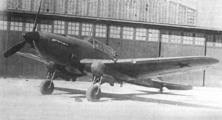 Штурмовик-бомбардировщик ИЛ-8: «кирпичик» в постаменте Великой Победы