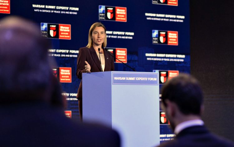 Могерини заявила, что НАТО и дальше будет «оберегать» Европу