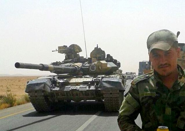 Танки Т-90 участвуют в кровавых боях в Алеппо
