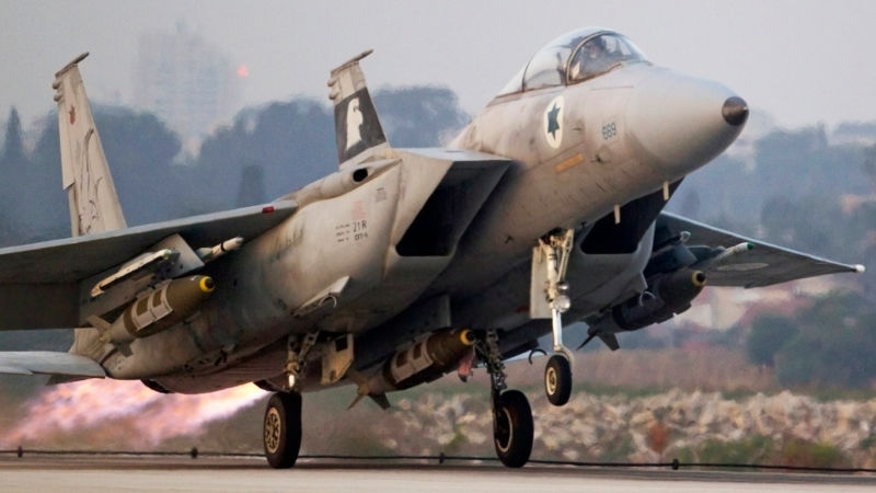 Авиахлам выходит в небо. США возрождает устаревшие F-15 четвертого поколения