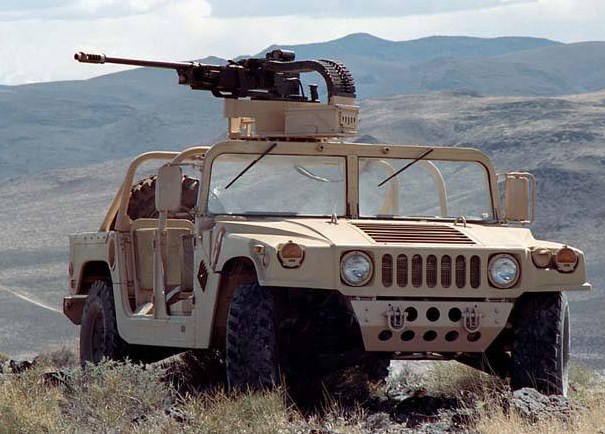Проекты оснащения HMMWV малокалиберными пушками Проекты оснащения HMMWV малокалиберными пушками