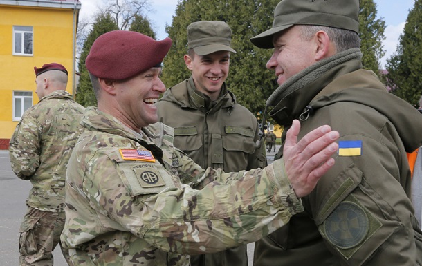 Американские военные заполоняют Украину