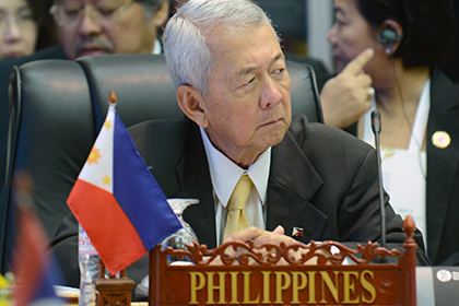 Филиппины уточнили сроки отказа от военных учений с США