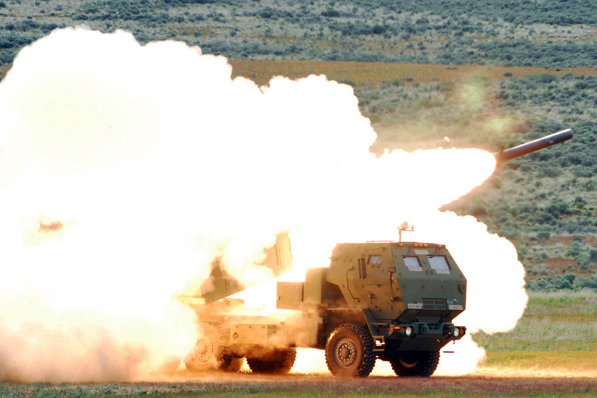 Битва реактивных систем: наследник «Катюши» против хвалёного американца HIMARS Битва реактивных систем: наследник «Катюши» против хвалёного американца HIMARS