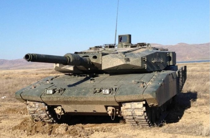 В Алеппо вошли турецкие танки Leopard