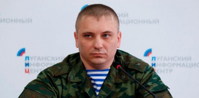 В частном секторе Станицы Луганской ВСУ разместили тяжелую бронетехнику