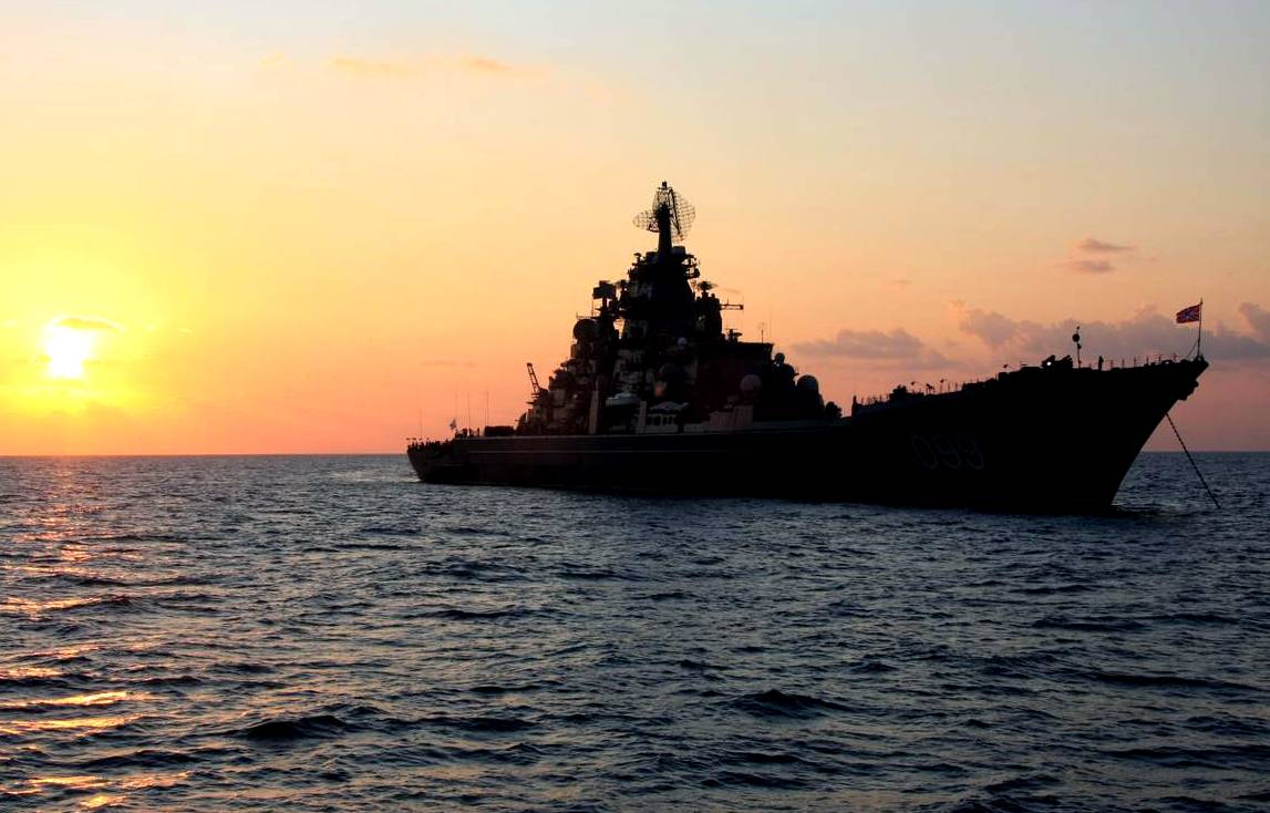 Минобороны сообщило о 100 кораблях ВМФ России в Мировом океане
