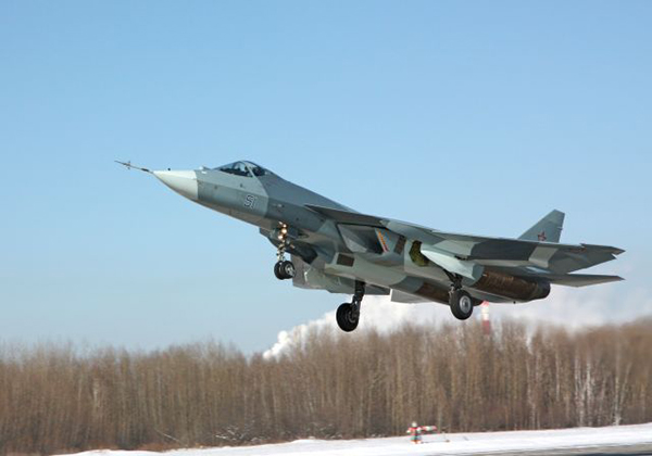 ВКС РФ в 2017 году получит на вооружение истребители пятого поколения Т-50