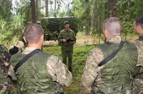 «Украинские военные защищают и Прибалтику». Это всерьез?