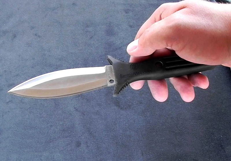 Засапожный нож SW 830 Boot Knife фирмы Smith & Wesson