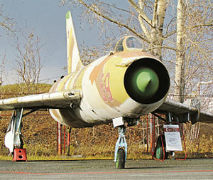 Истребителю-бомбардировщику Су-7Б - 55 лет