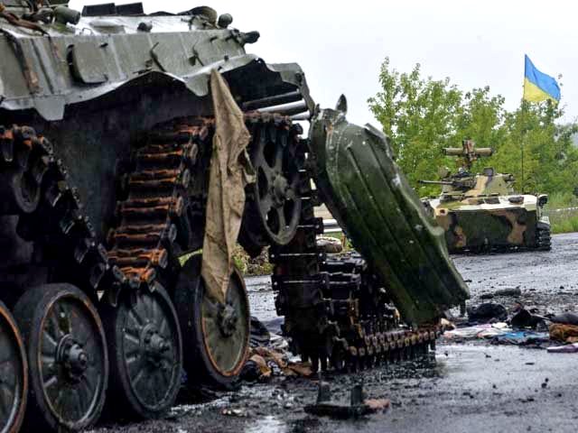 Бой на Донбассе: Армия ДНР уничтожила 1 БМП и 5 боевиков ВСУ Бой на Донбассе: Армия ДНР уничтожила 1 БМП и 5 боевиков ВСУ