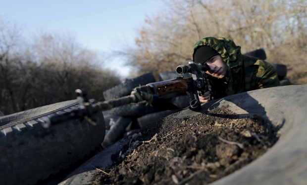 Бил точно в цель: снайпер ДНР искусно поиздевался над украинскими морпехами