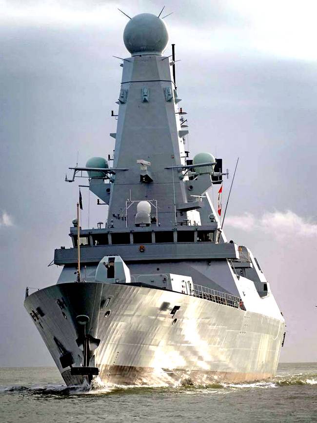 Понятно, почему боялись: Британский флот разваливается на глазах