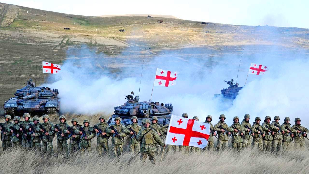 Угроза стабильности: НАТО готовит "смертника" из грузинской армии