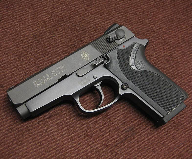 Компактный пистолет  для скрытого ношения Smith & Wesson Model 908