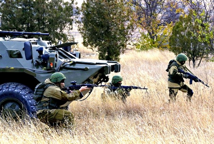 Российские солдаты в руках СБУ: Украина объявляет России войну