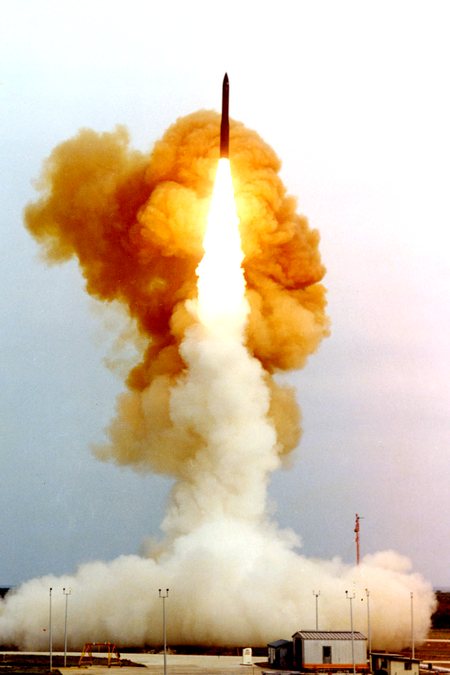 Американские межконтинентальные ракеты безнадежно устарели