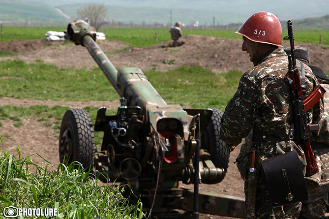 ВС Азербайджана применили гранатометы и минометы против армян