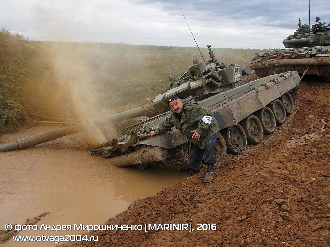 Танки Т-72Б3 Вооруженных сил России на стрельбах и на полигоне