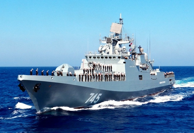 США не указ: Кораблям ВМФ РФ разрешили получать снабжение в странах ЕС
